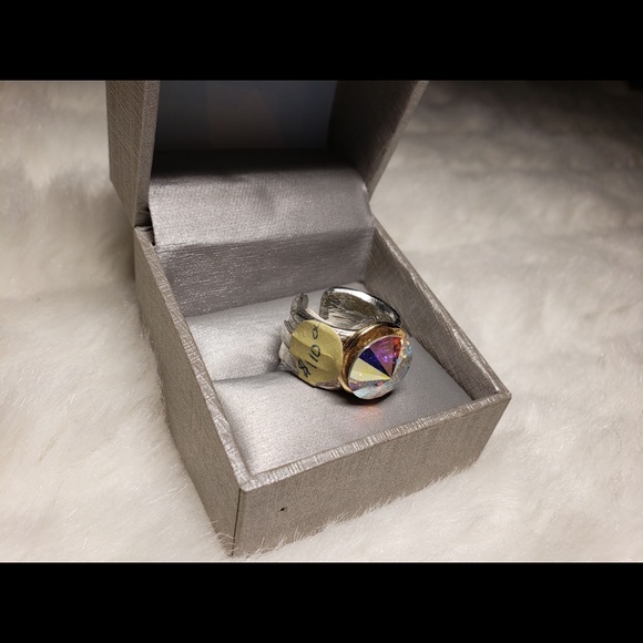 J Jansen Women’s Handcrafted In USA Ring - Picture 2 of 8